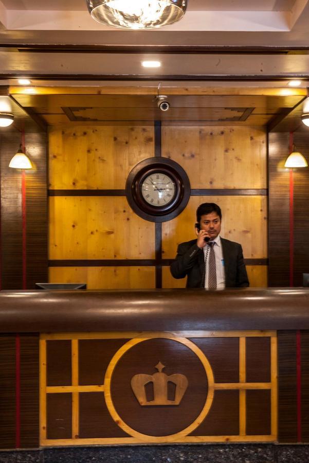 Hotel Welcome Palace アガルタラ エクステリア 写真